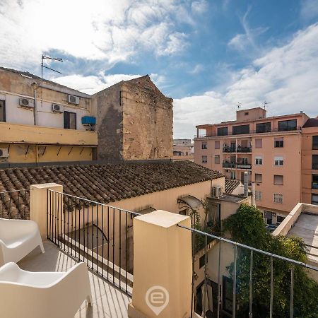 Luisa Apartment Cagliari Buitenkant foto
