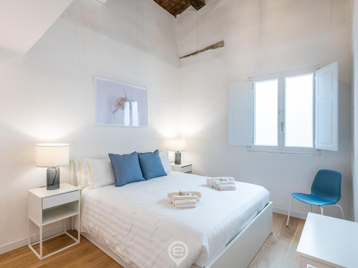 Luisa Apartment Cagliari Buitenkant foto