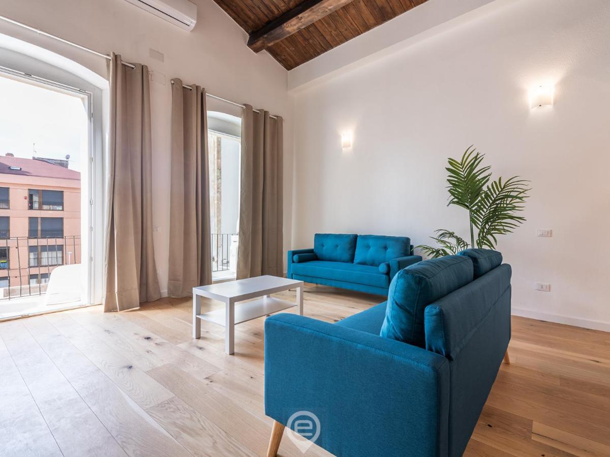 Luisa Apartment Cagliari Buitenkant foto