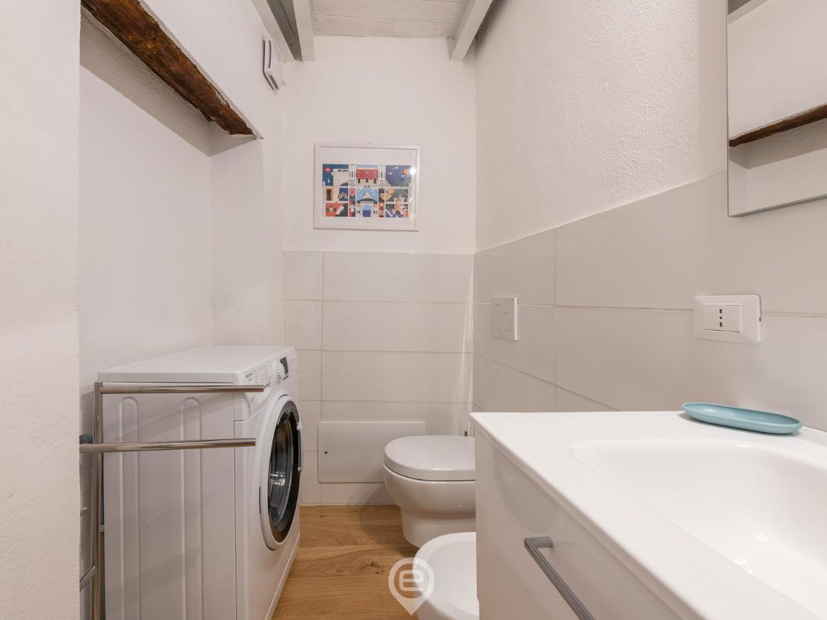 Luisa Apartment Cagliari Buitenkant foto