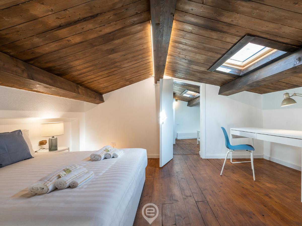 Luisa Apartment Cagliari Buitenkant foto