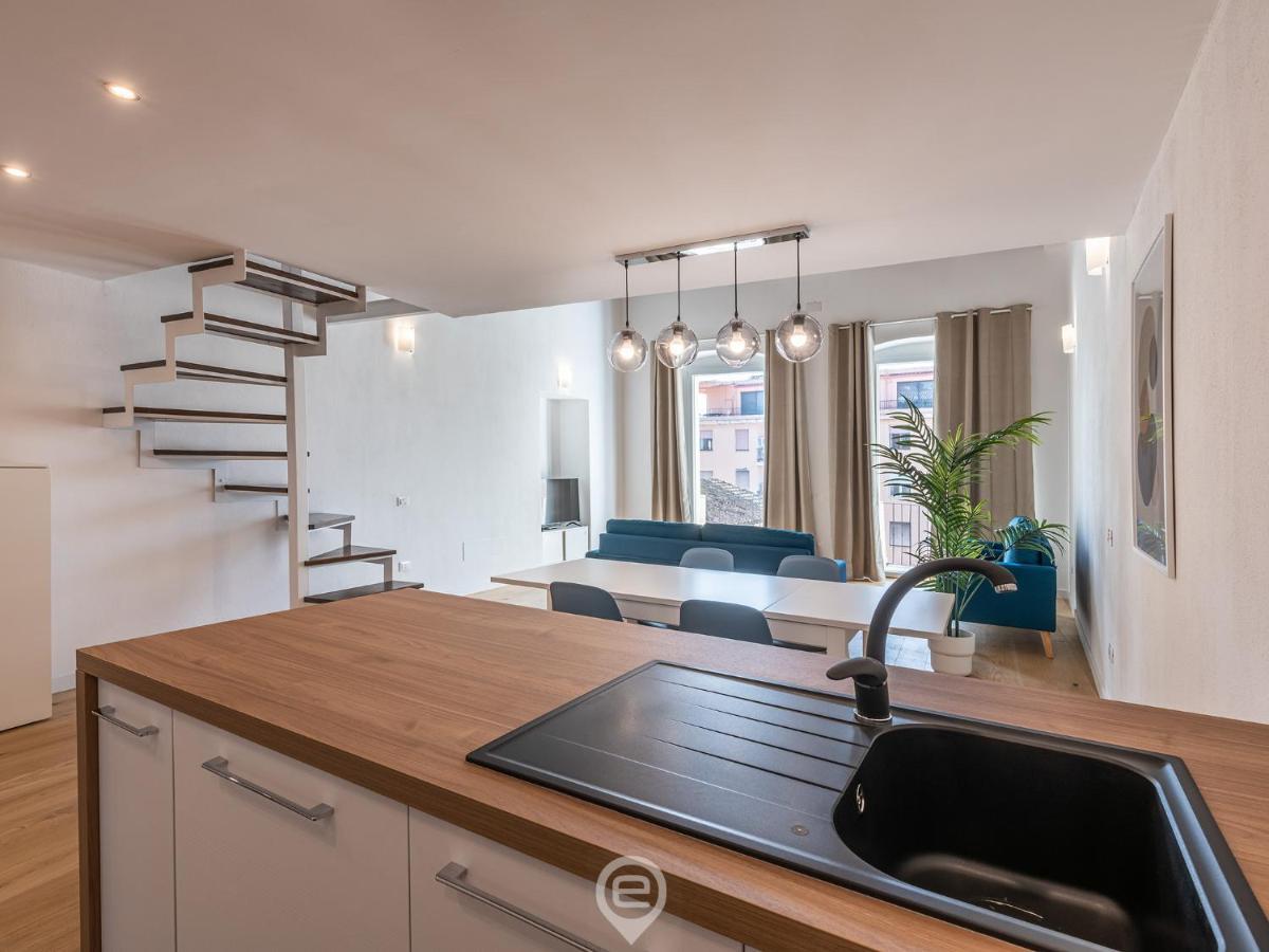 Luisa Apartment Cagliari Buitenkant foto