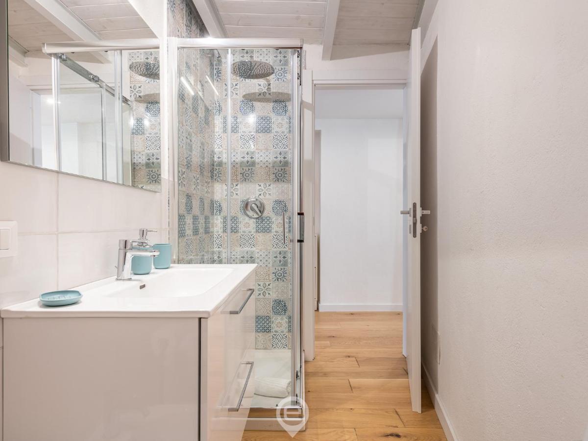 Luisa Apartment Cagliari Buitenkant foto