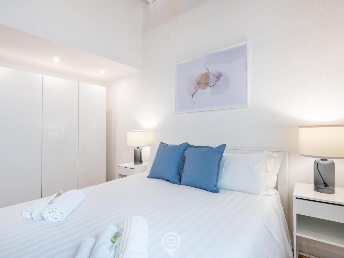 Luisa Apartment Cagliari Buitenkant foto